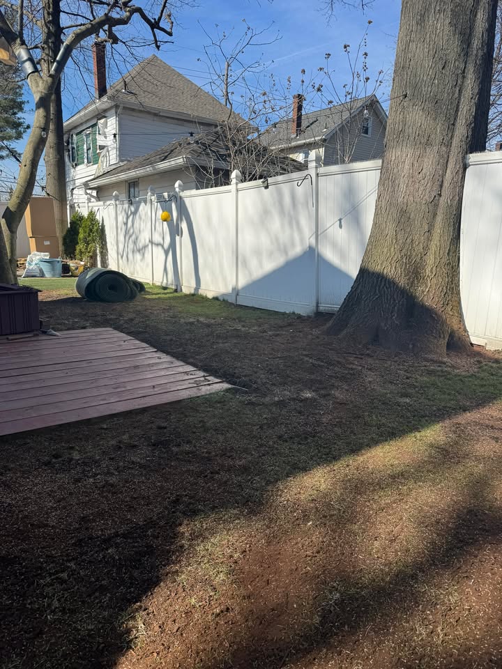 Photo of the yard with Natura rolls waiting